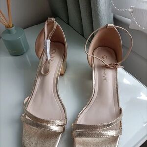 Elegant Gold Strappy Heels